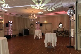 DJ Hannover Falko Hochzeit feiern mit Fotoglotze Fotobox und Discokugel aus Hannover im Schlosshotel Münchhausen Aerzen bei Hameln 03