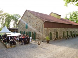 DJ Hannover Falko Hochzeit und Event in der Hochzeitslocation Rittergut Wichtringhausen bei Barsinghausen feiern_02